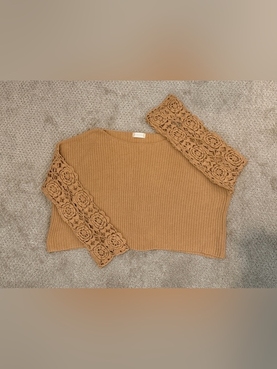Altar'd State Sweaters - Altar'd State Crochet Floral Sleeve Crewneck Sweater - Camel